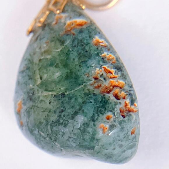 VTG Mid Century Screw Back Earrings Green Stone Beads Gold Tone 1950s 1960s - Picture 6 of 10